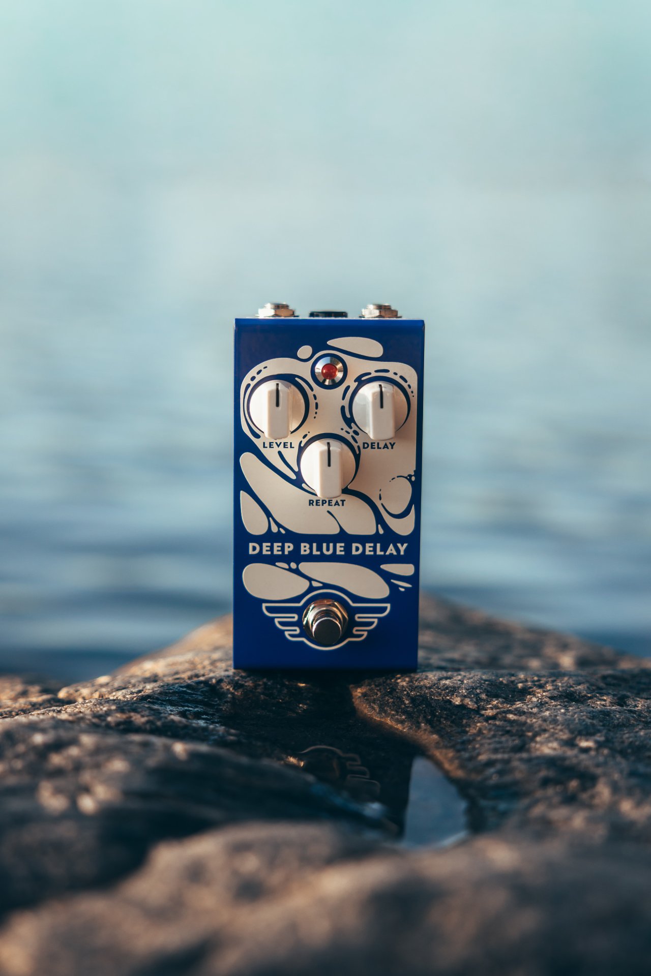 MAD PROFESSOR Deep Blue Delay Handwired